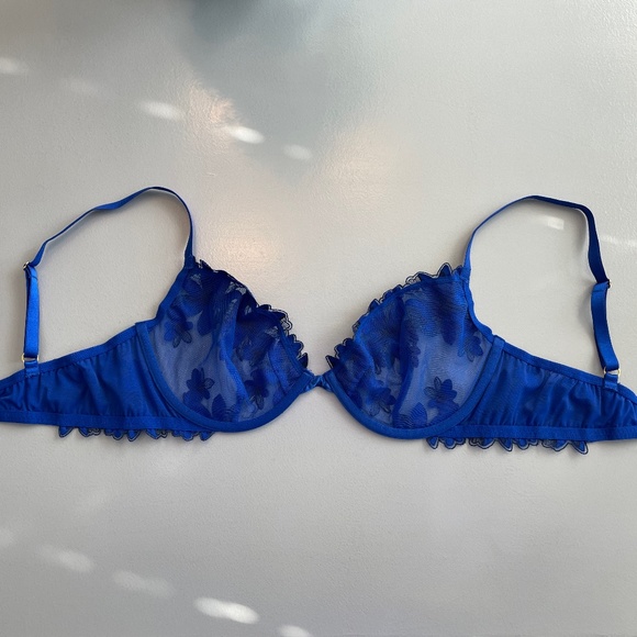 NWOT VERY SEXY Unlined Floral Embroidery Demi Bra in Blue Oar/cobalt & black 36D - Picture 13 of 14